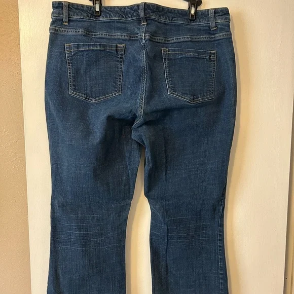 Trendy Dark Blue Flare Jeans - Picture 6 of 8